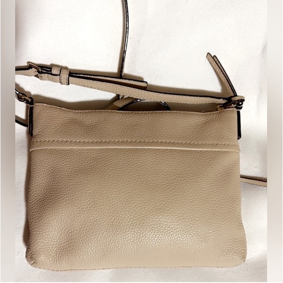 Kate Spade beautiful Like New Condition - Picture 5 of 9